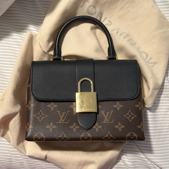 Louis Vuitton Locky BB handbag - Picture 7 of 14